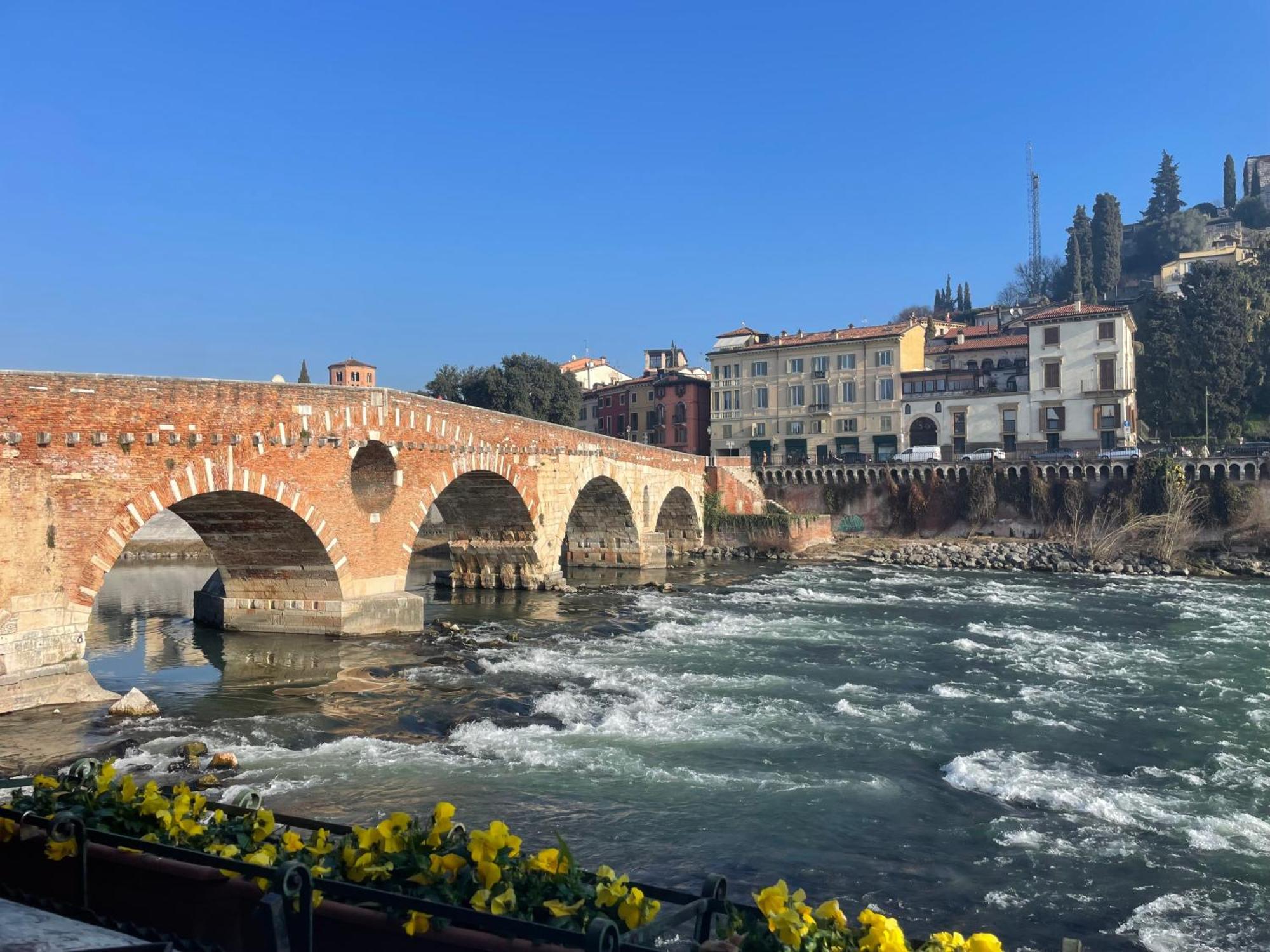 Primavera Al Teatro Romano فيرونا المظهر الخارجي الصورة