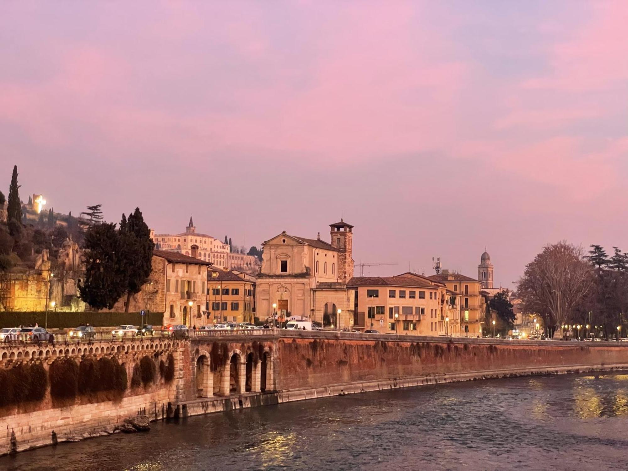 Primavera Al Teatro Romano فيرونا المظهر الخارجي الصورة